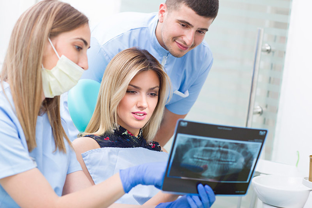 Endodontist vs. Periodontist, how are they different from each other